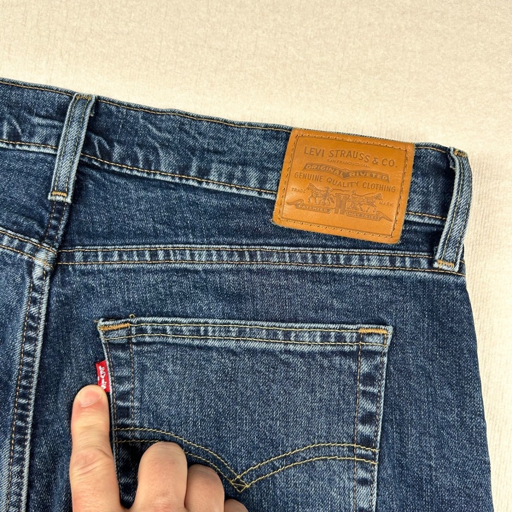 Wide Leg Blue Women's Jeans - Classic High-Rise Style - Picture 9 of 14